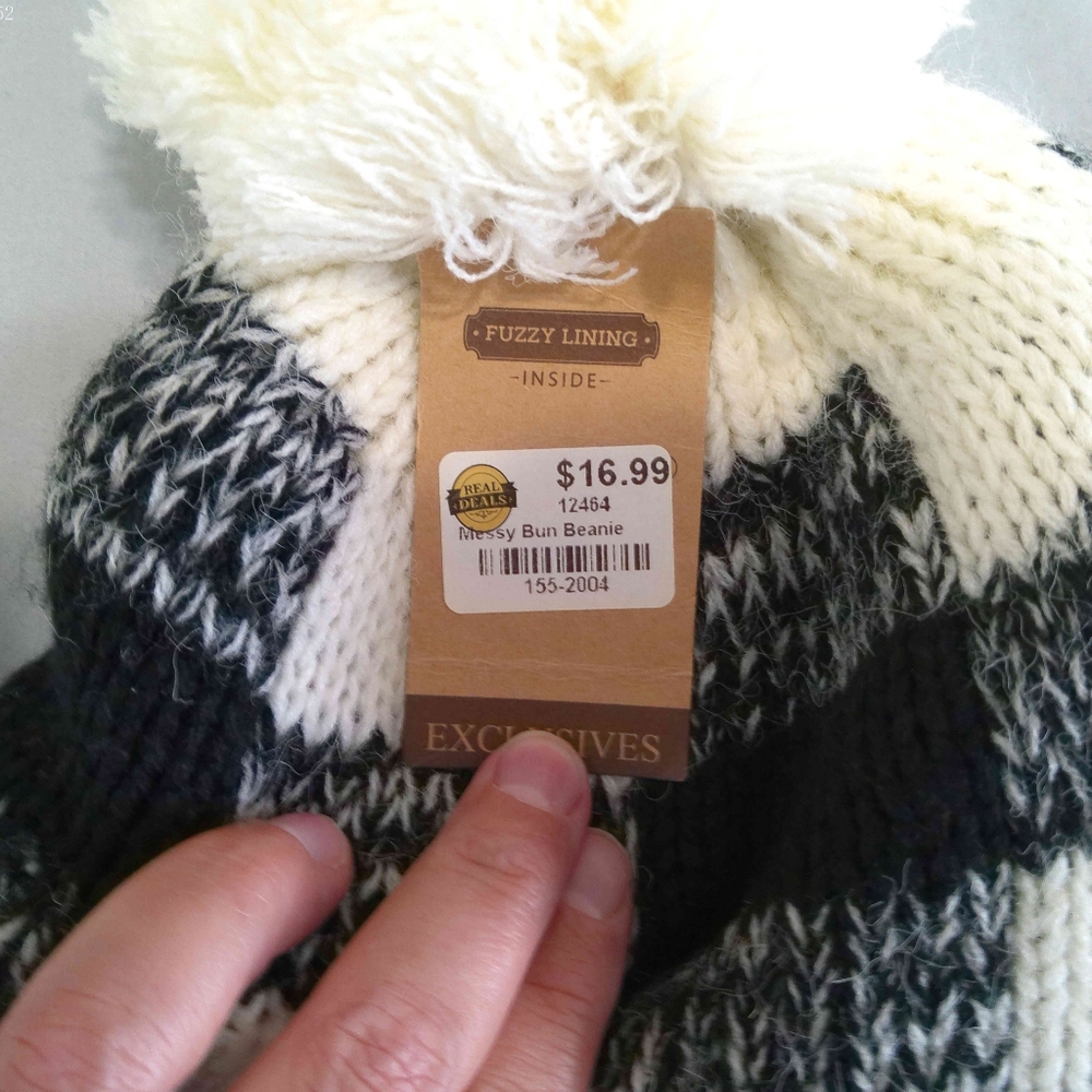 BEANIE - Picture 4 of 5